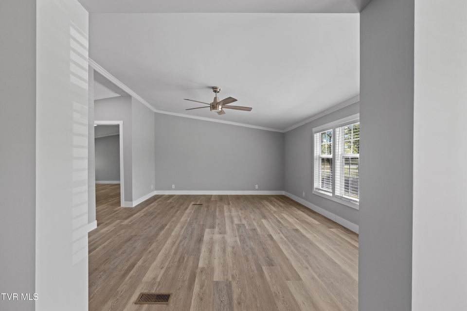 Photo #12: 779 Silver City 