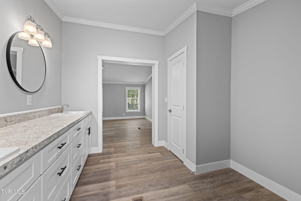 Photo #18: 779 Silver City 