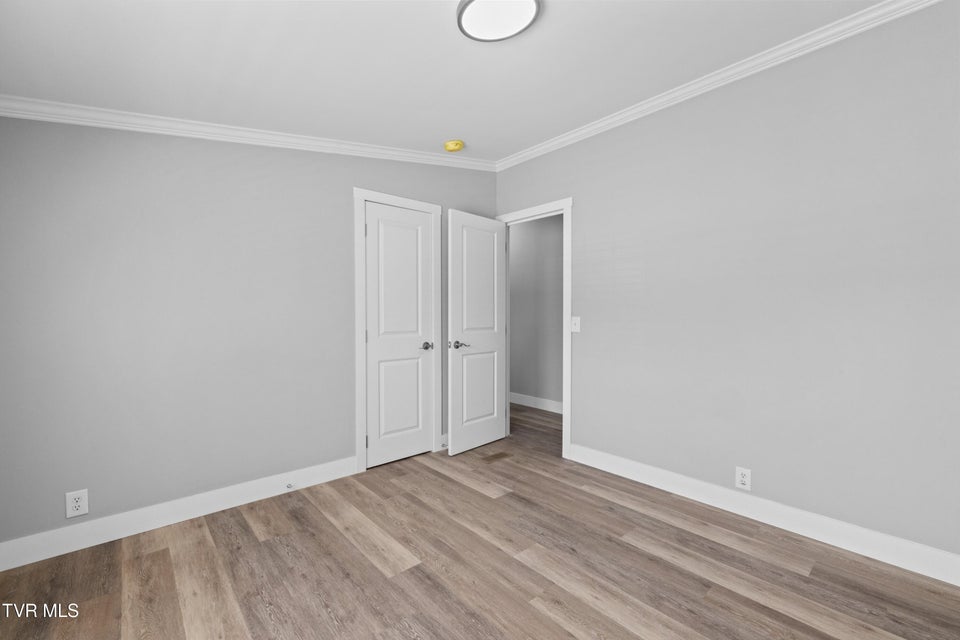 Photo #21: 779 Silver City 