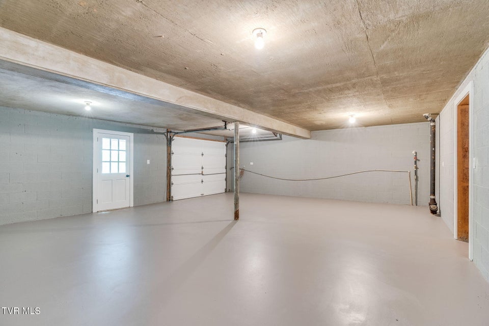 Photo #36: 512 Hidden Valley Road