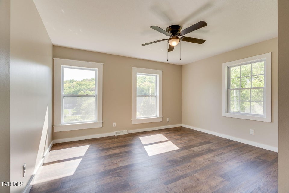 Photo #20: 512 Hidden Valley Road