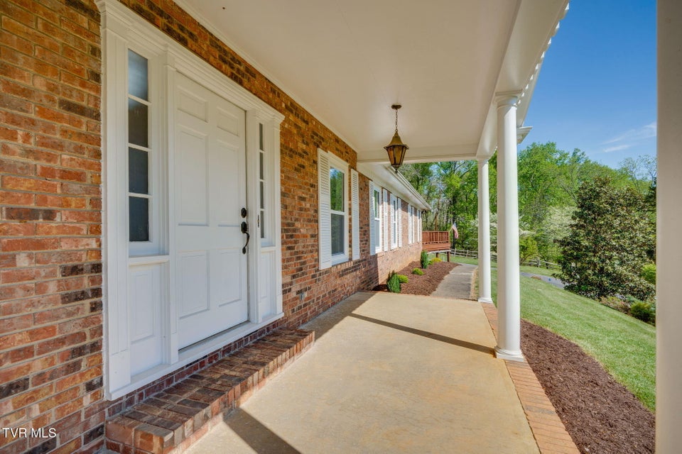 Photo #3: 512 Hidden Valley Road