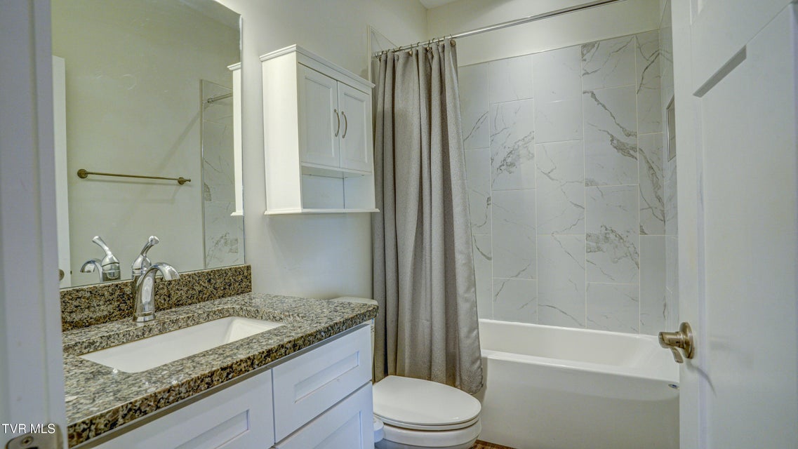 Photo #29: 1653 Virginia Avenue