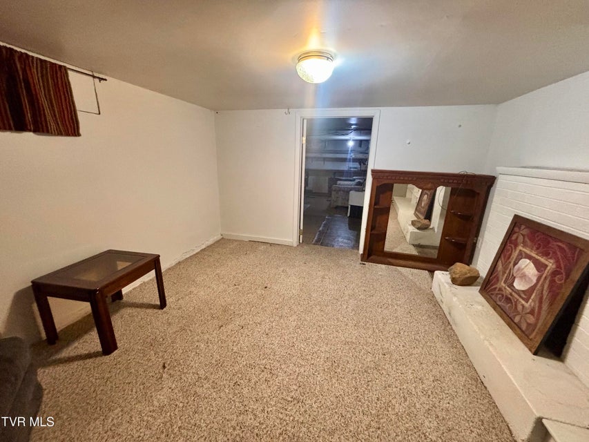 Photo #12: 539 Oakwood Avenue