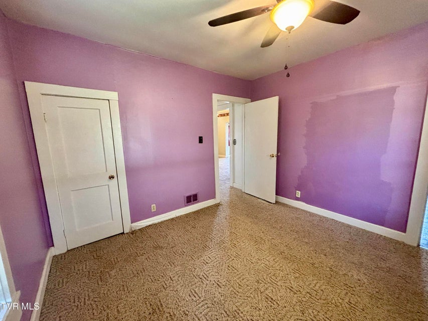 Photo #24: 539 Oakwood Avenue