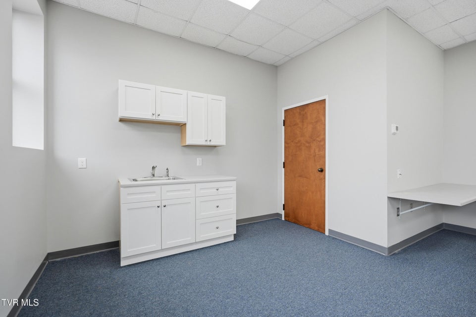 Photo #13: 109 Shelby Street