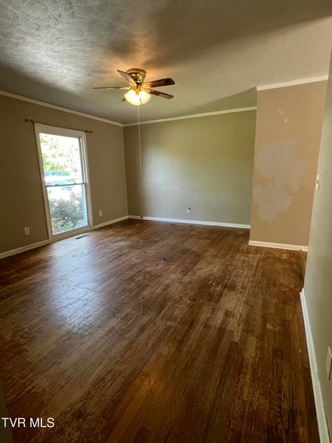 Photo #14: 613 Rogers Avenue