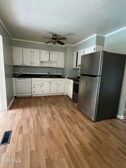 Photo #18: 613 Rogers Avenue