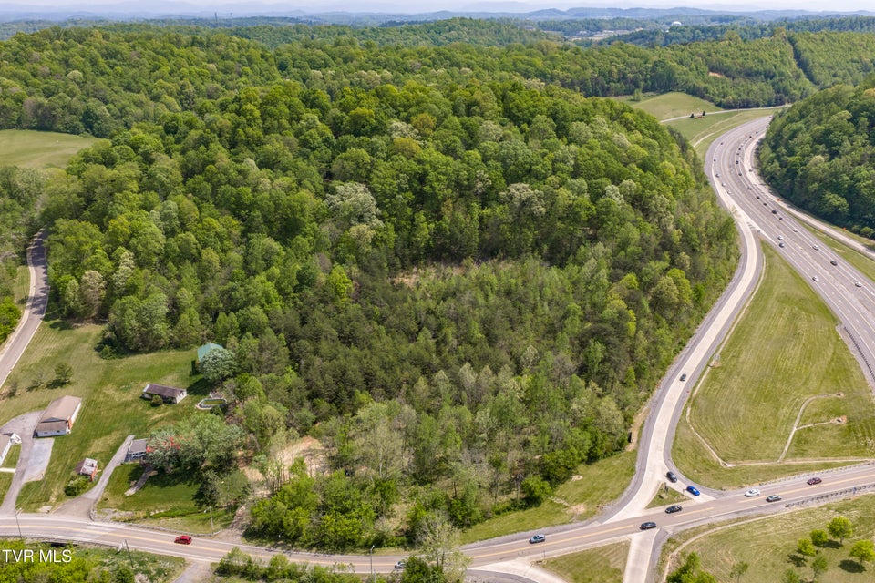 Photo #17: 1045 Rock Springs Road