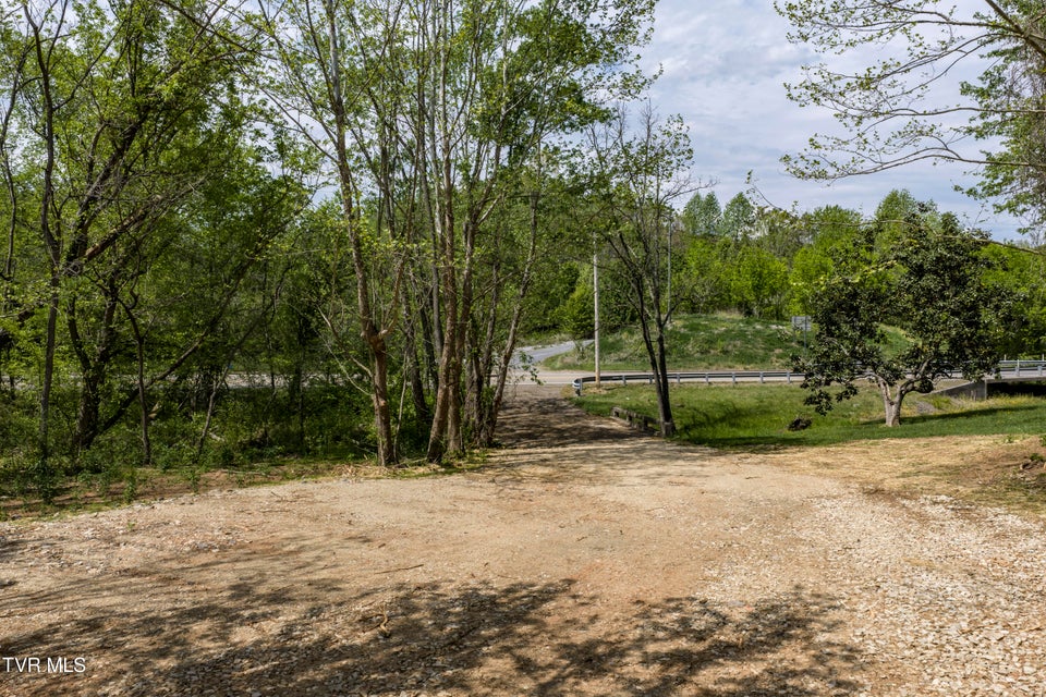 Photo #19: 1045 Rock Springs Road