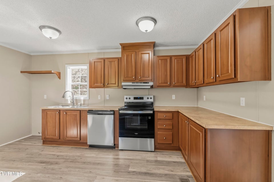 Photo #3: 1540 Luther Memorial Road