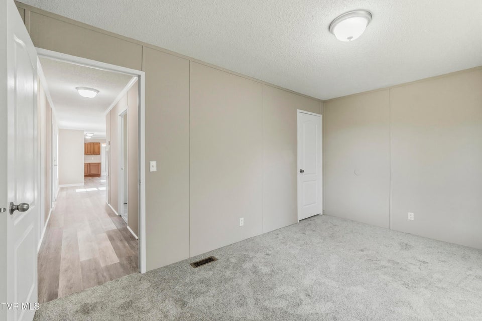 Photo #36: 1540 Luther Memorial Road