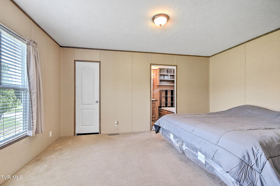 Photo #11: 2975 Wesley Chapel Road