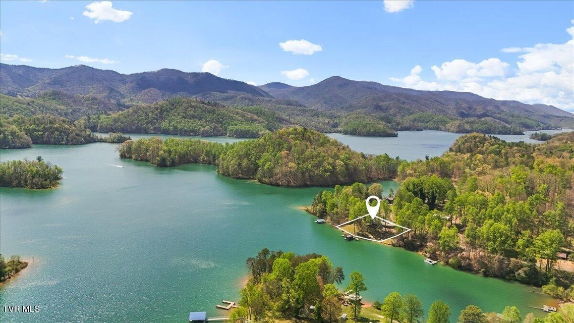 Photo #9: 143 Lakeside Drive