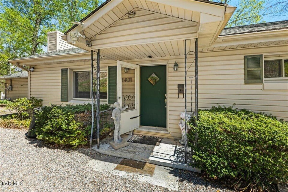 Photo #2: 143 Lakeside Drive