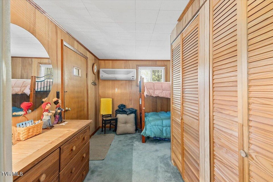 Photo #25: 143 Lakeside Drive