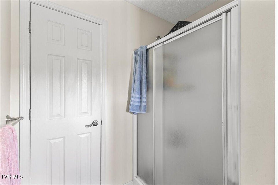 Photo #31: 143 Lakeside Drive