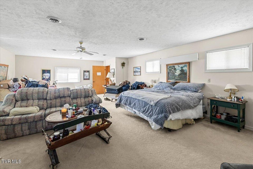 Photo #32: 143 Lakeside Drive