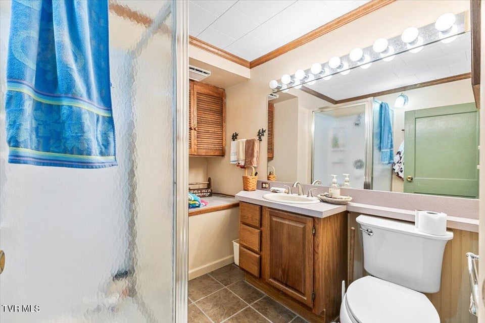 Photo #39: 143 Lakeside Drive