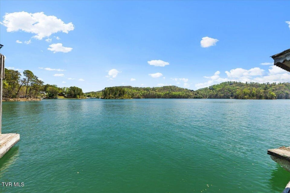 Photo #16: 143 Lakeside Drive