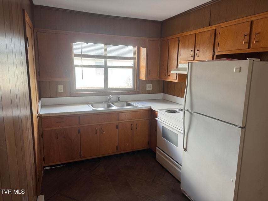 Photo #11: 151 Martin Street