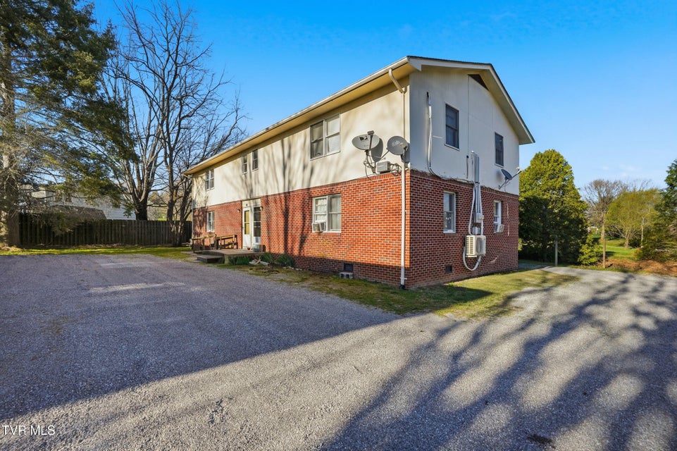 Photo #3: 151 Martin Street