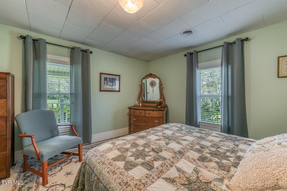 Photo #33: 1650 Sluder Road