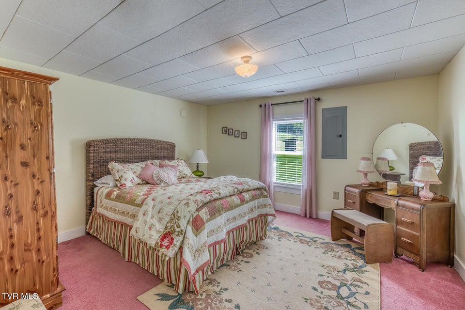 Photo #35: 1650 Sluder Road