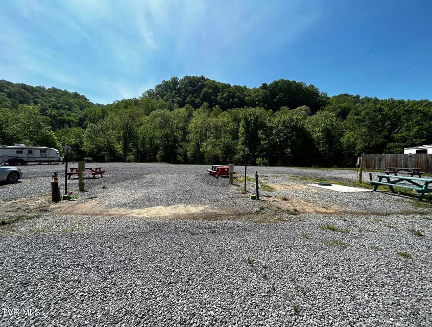 Photo #4: 1750 Clinch River Highway