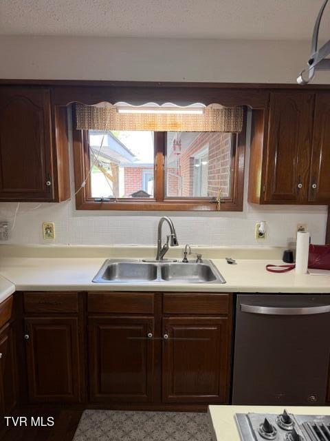 Photo #33: 1202 Virginia Avenue