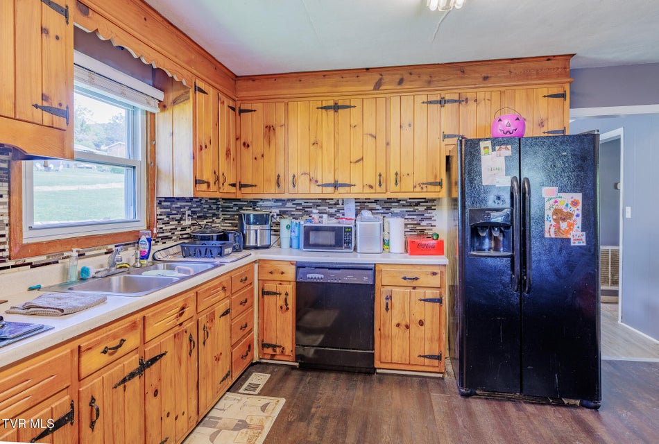 Photo #7: 105 Houston Street