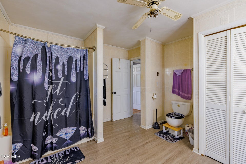 Photo #17: 105 Houston Street