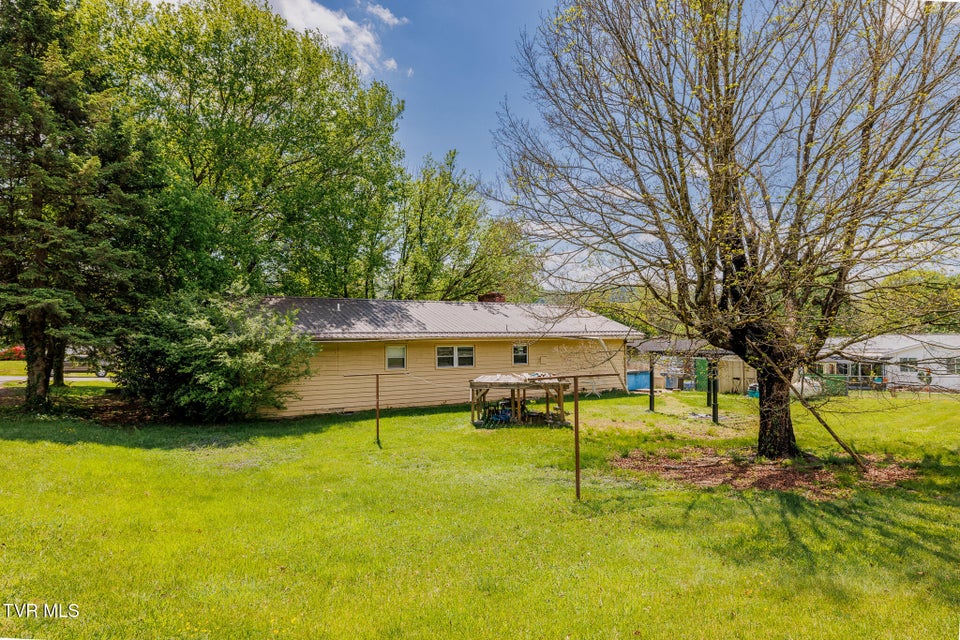 Photo #18: 105 Houston Street