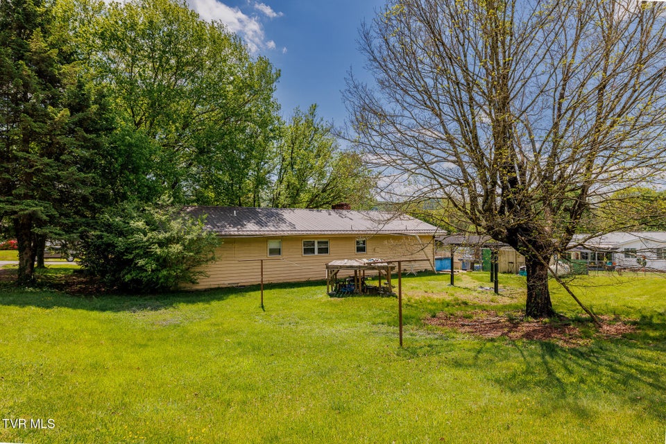 Photo #19: 105 Houston Street