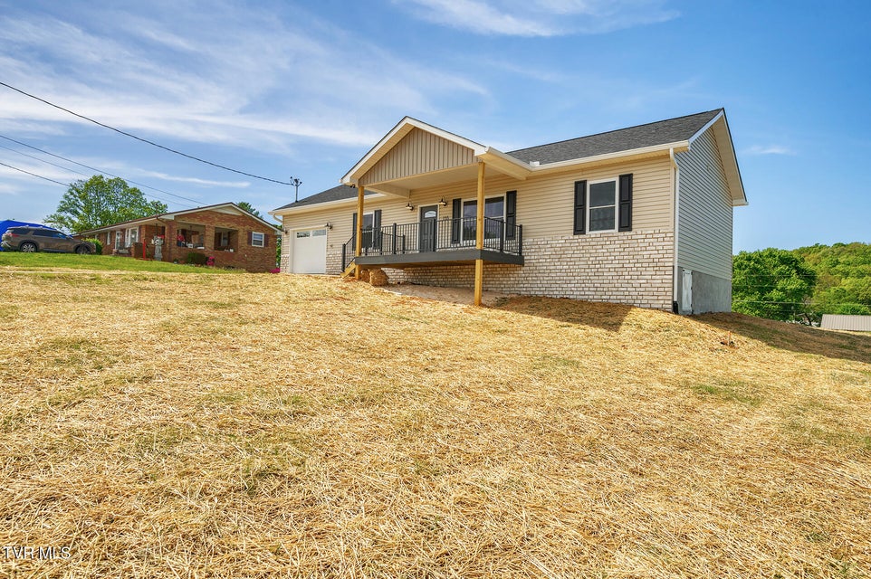 Photo #34: 155 Walton Circle