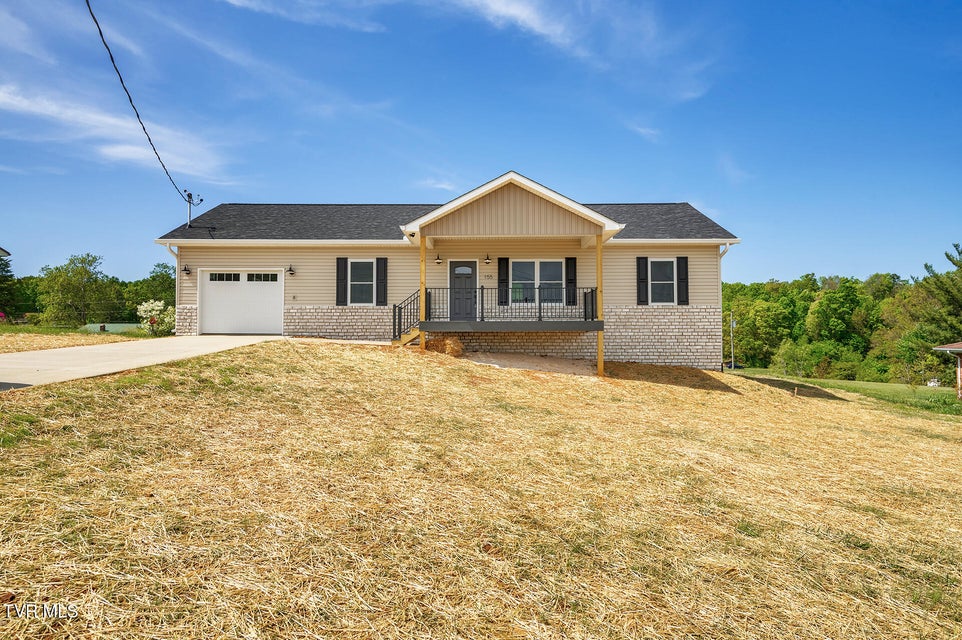 Photo #35: 155 Walton Circle