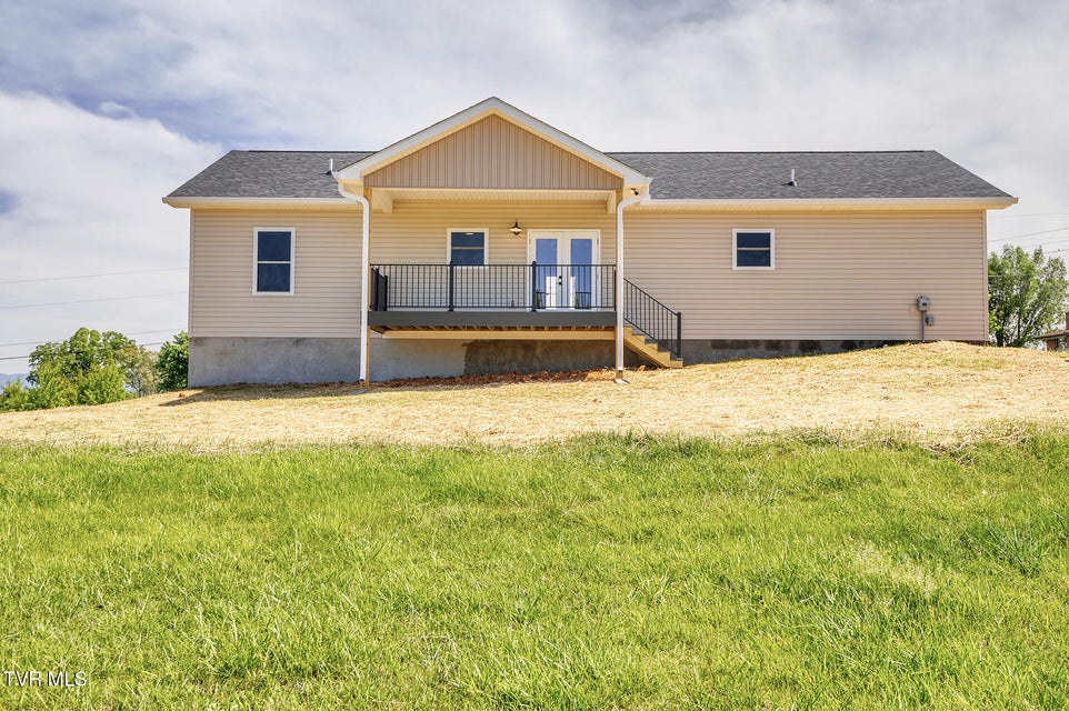 Photo #3: 155 Walton Circle