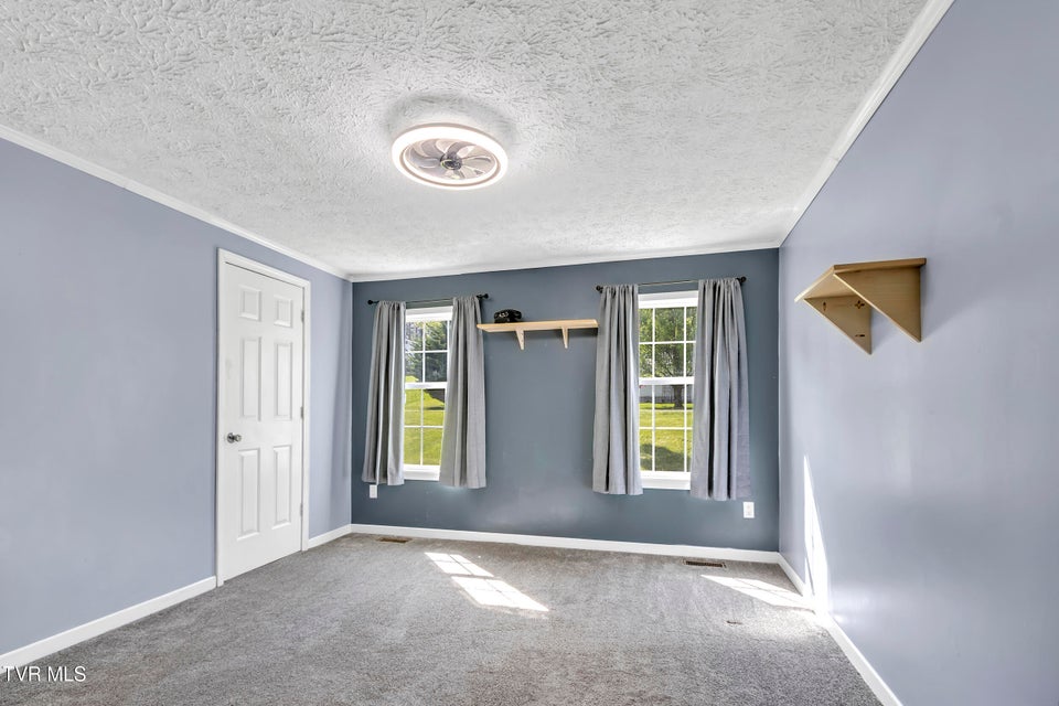 Photo #9: 158 Circle Drive