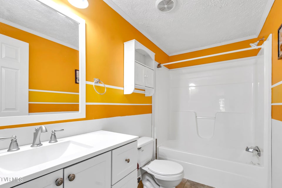 Photo #14: 158 Circle Drive