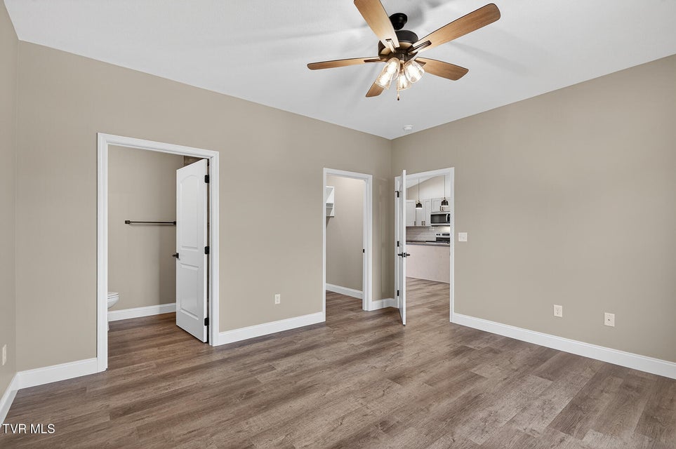 Photo #13: 155 Walton Circle