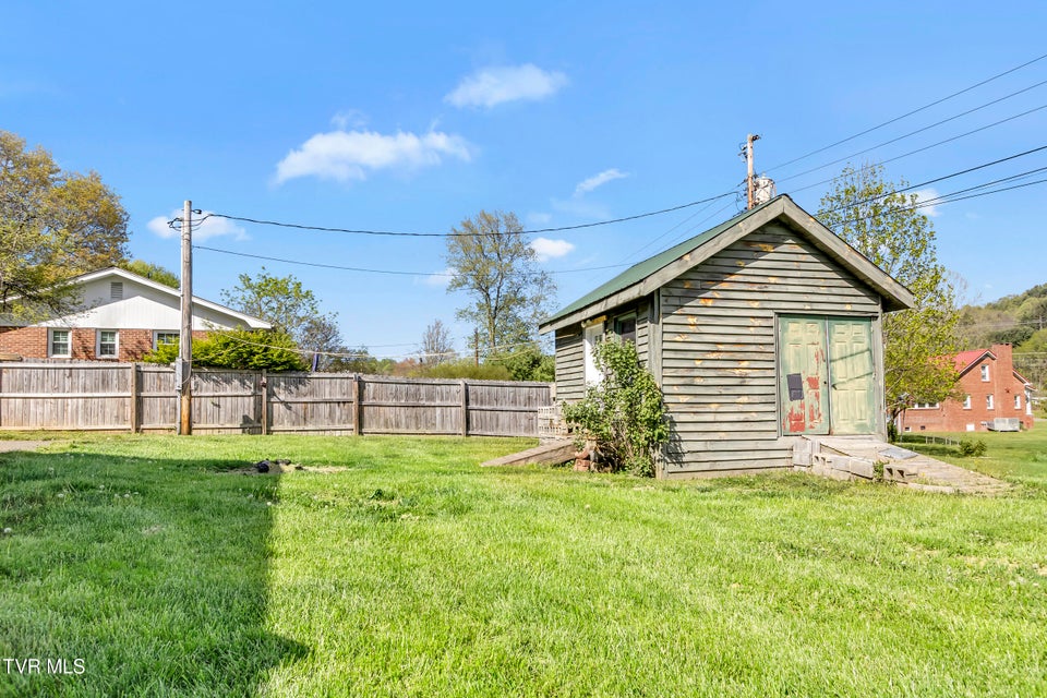 Photo #18: 158 Circle Drive