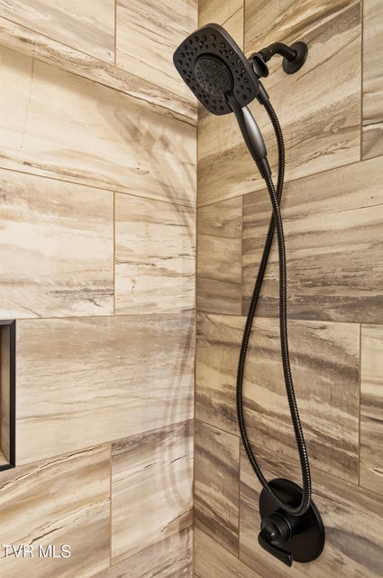 Photo #20: 155 Walton Circle