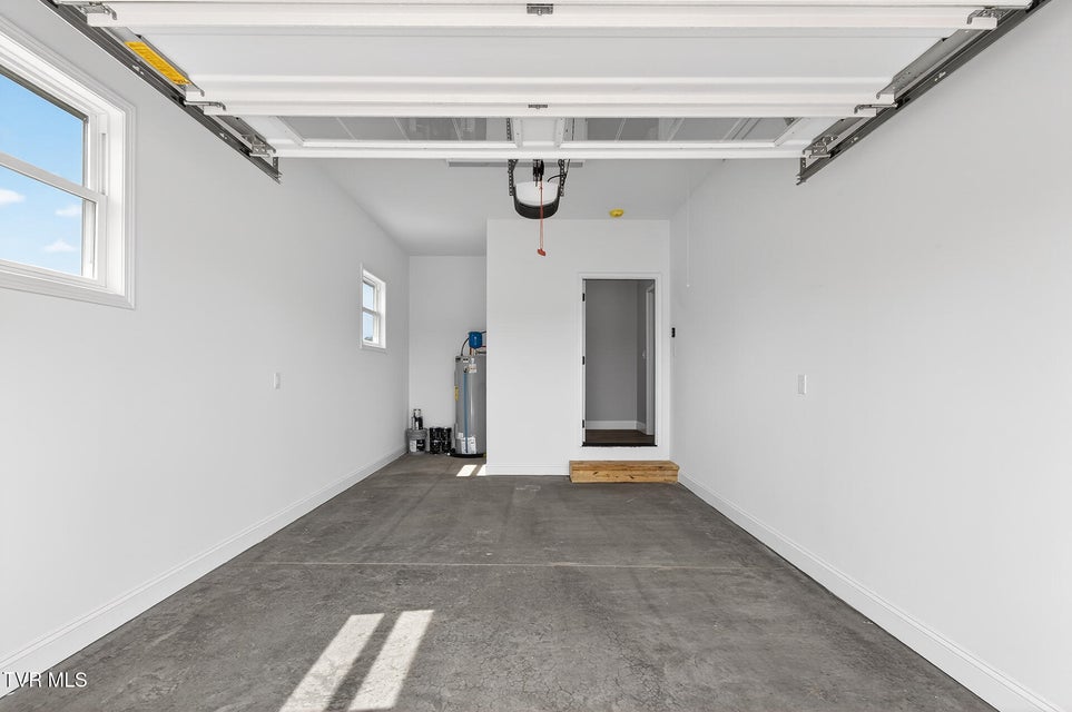 Photo #33: 155 Walton Circle