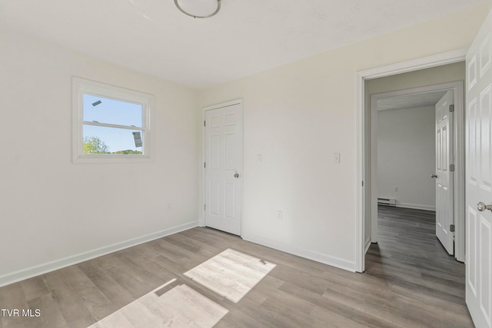 Photo #17: 3305 Old Kentucky Road