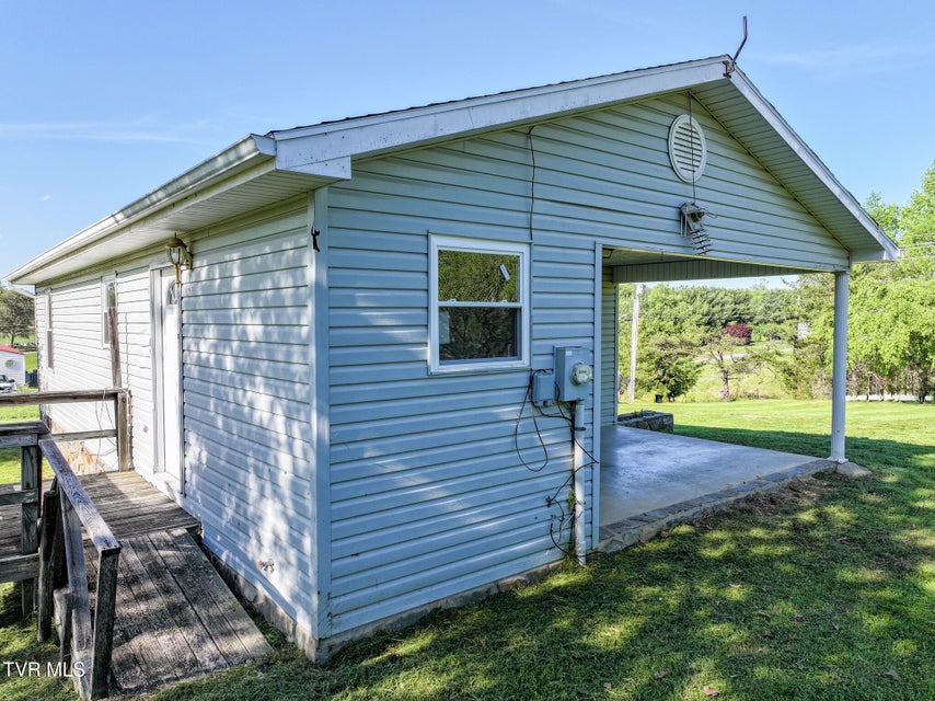 Photo #28: 3305 Old Kentucky Road