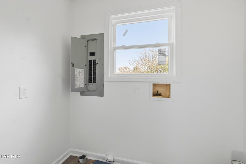 Photo #15: 3305 Old Kentucky Road