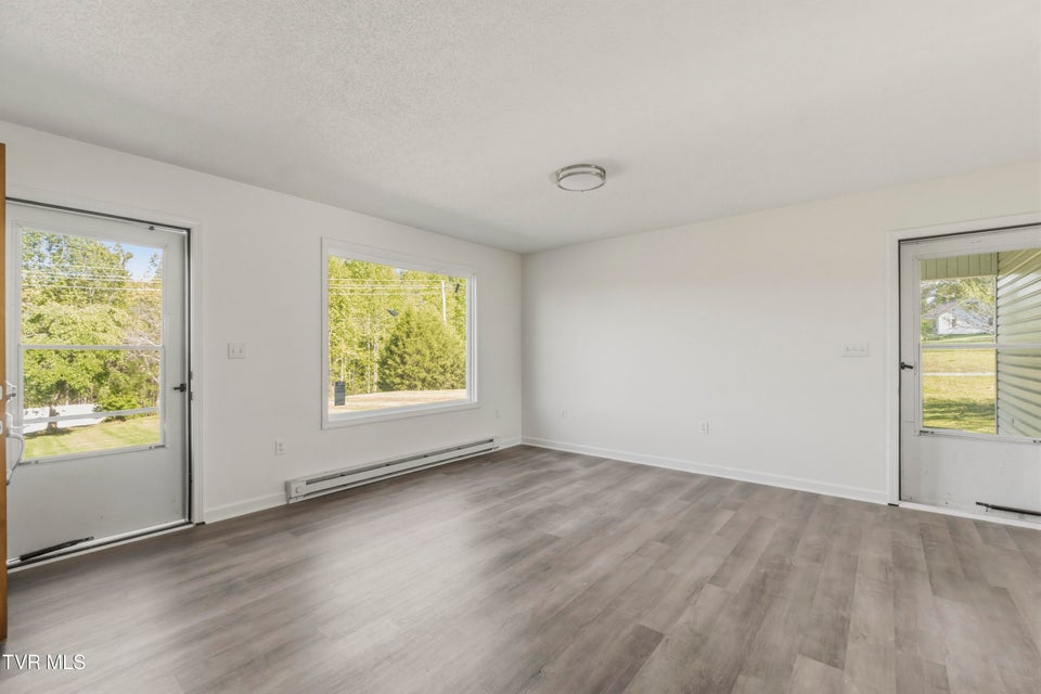 Photo #6: 3305 Old Kentucky Road