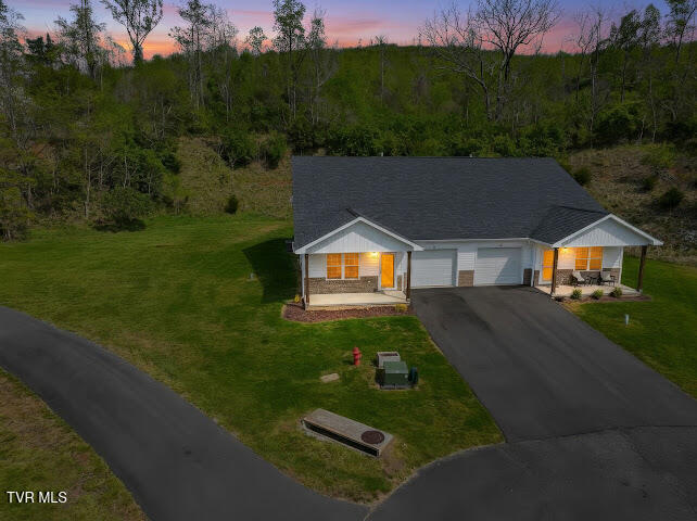 Photo #26: 96 Village Court