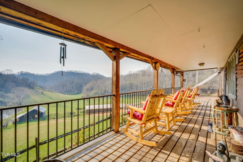 Photo #2: 341 Hawk Drive