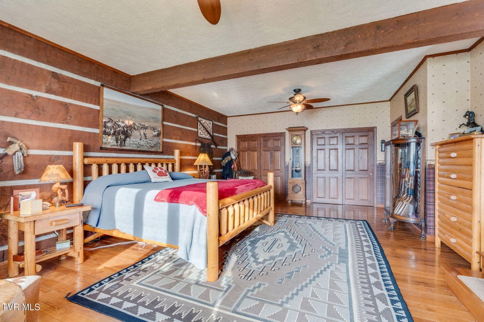 Photo #13: 341 Hawk Drive